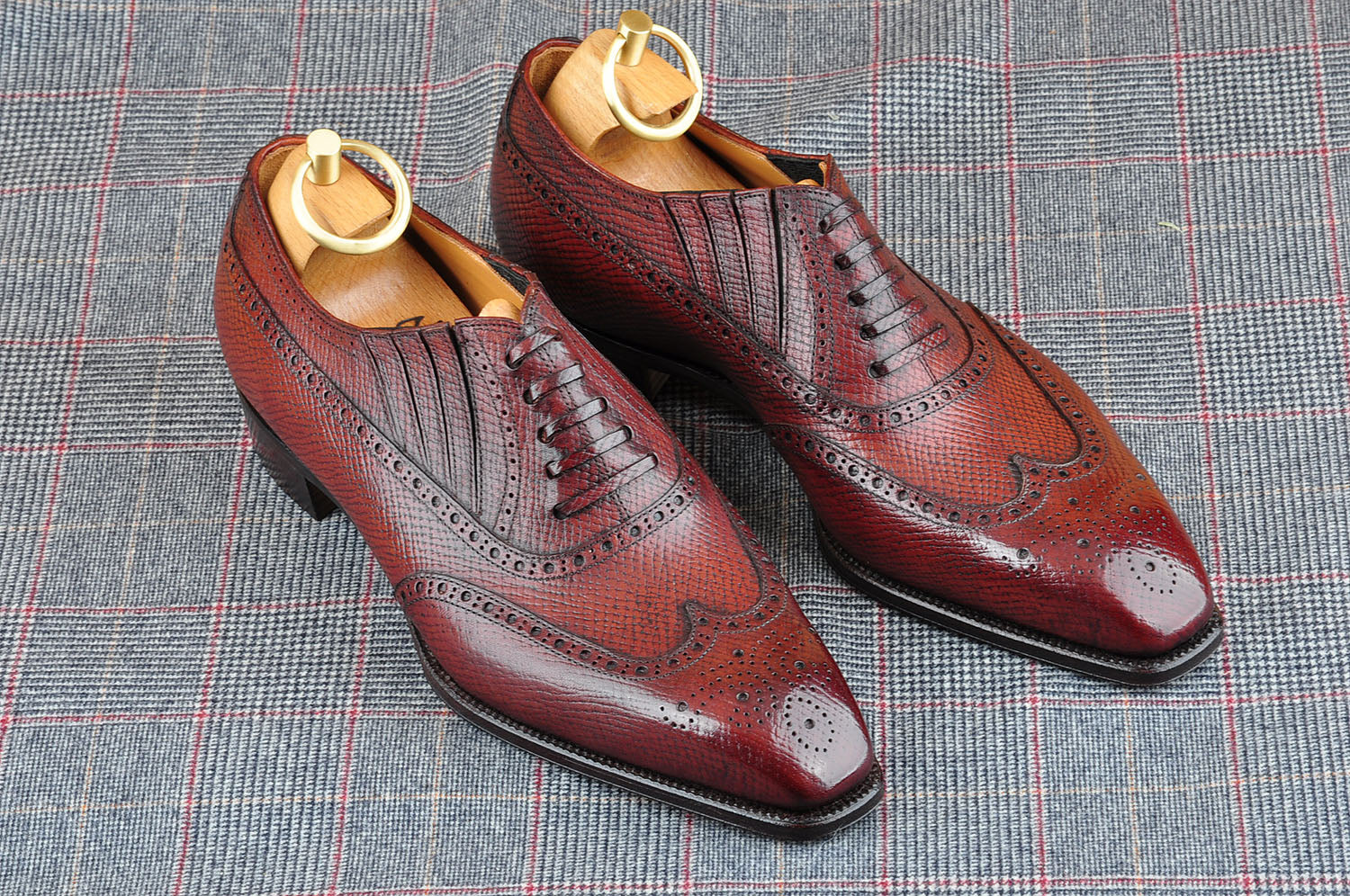 Balmoral Oxford in Embossed Oxblood