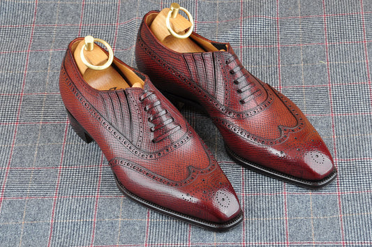 Balmoral Oxford in Embossed Oxblood