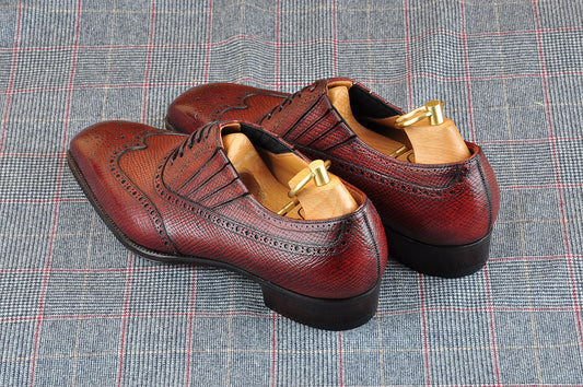 Balmoral Oxford in Embossed Oxblood