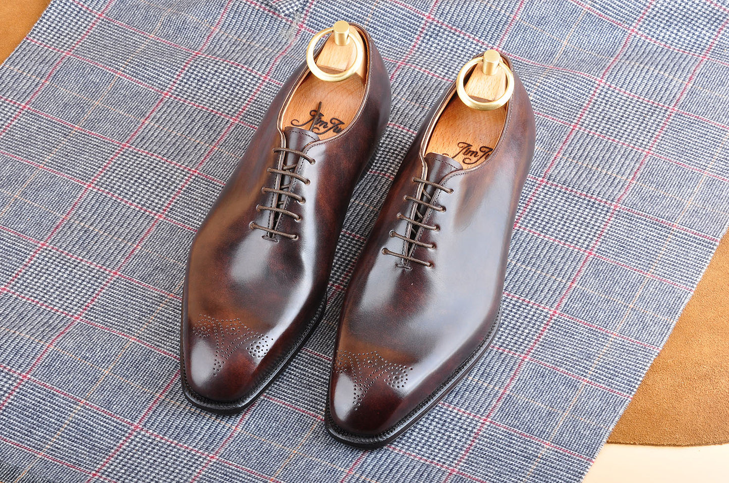 Wholecut Oxford in Museum Calf Brown