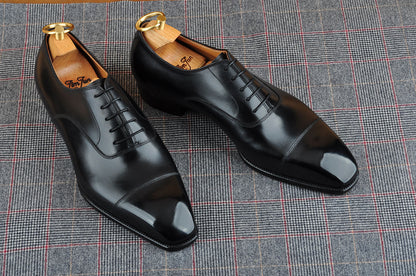Classic Wholecut Oxford