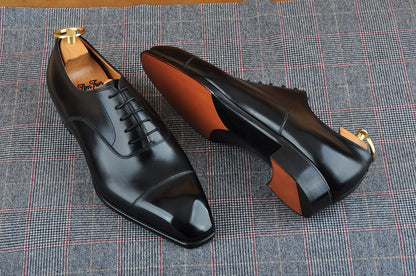 Classic Wholecut Oxford