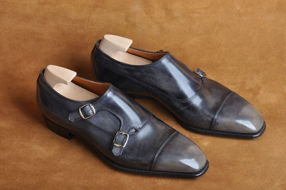 Double Monk in Hand-Patina Grey
