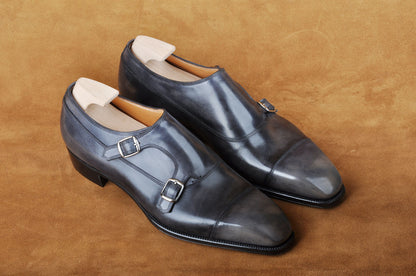 Double Monk in Hand-Patina Grey
