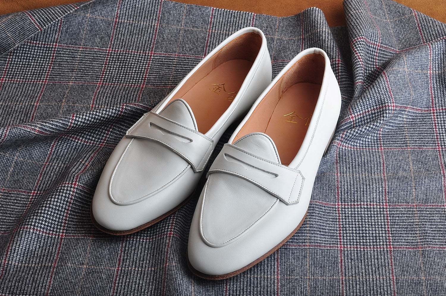 Blake Oxford in Black & White