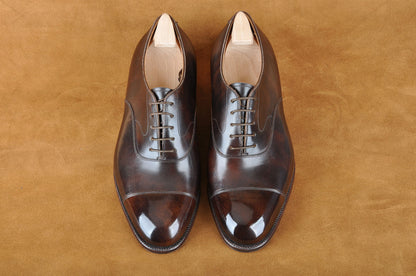 Round-Toe Oxford in Museum Calf Tan