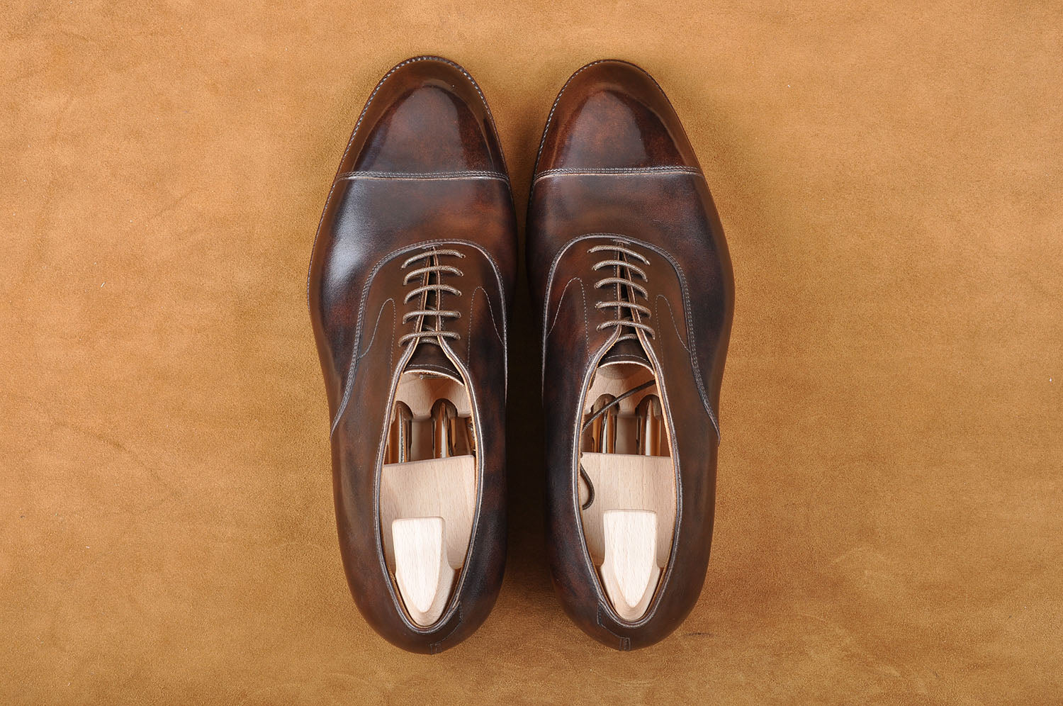Round-Toe Oxford in Museum Calf Tan