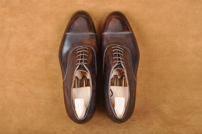 Round-Toe Oxford in Museum Calf Tan