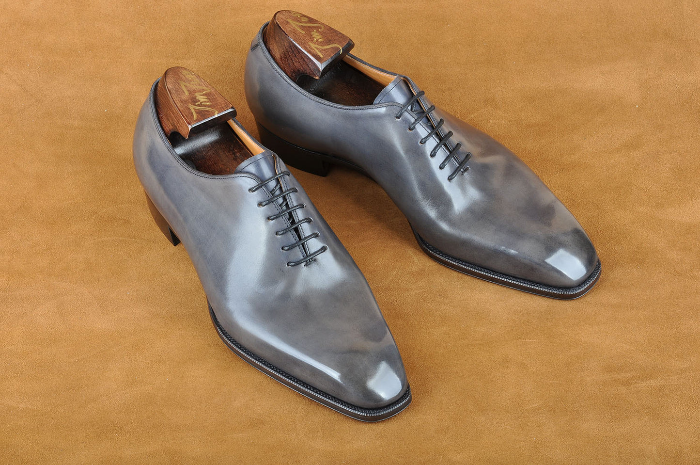 Wholecut Oxford in Grey