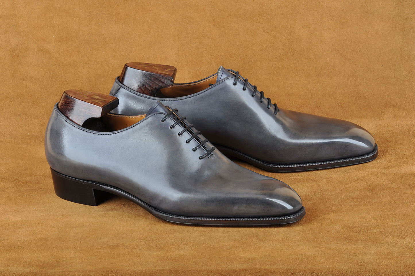 Wholecut Oxford in Grey