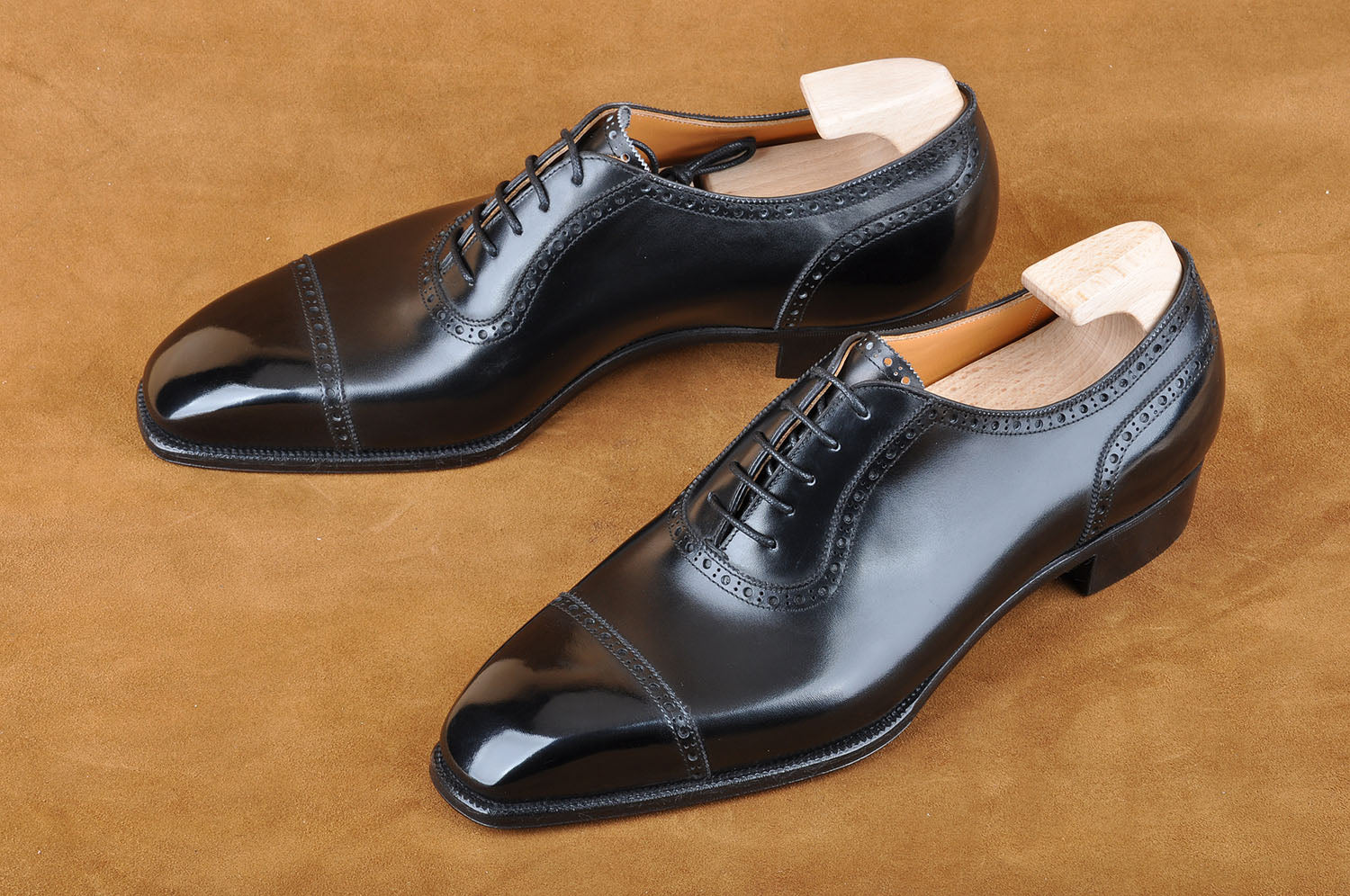 Adelaide Brogue Oxford in Black