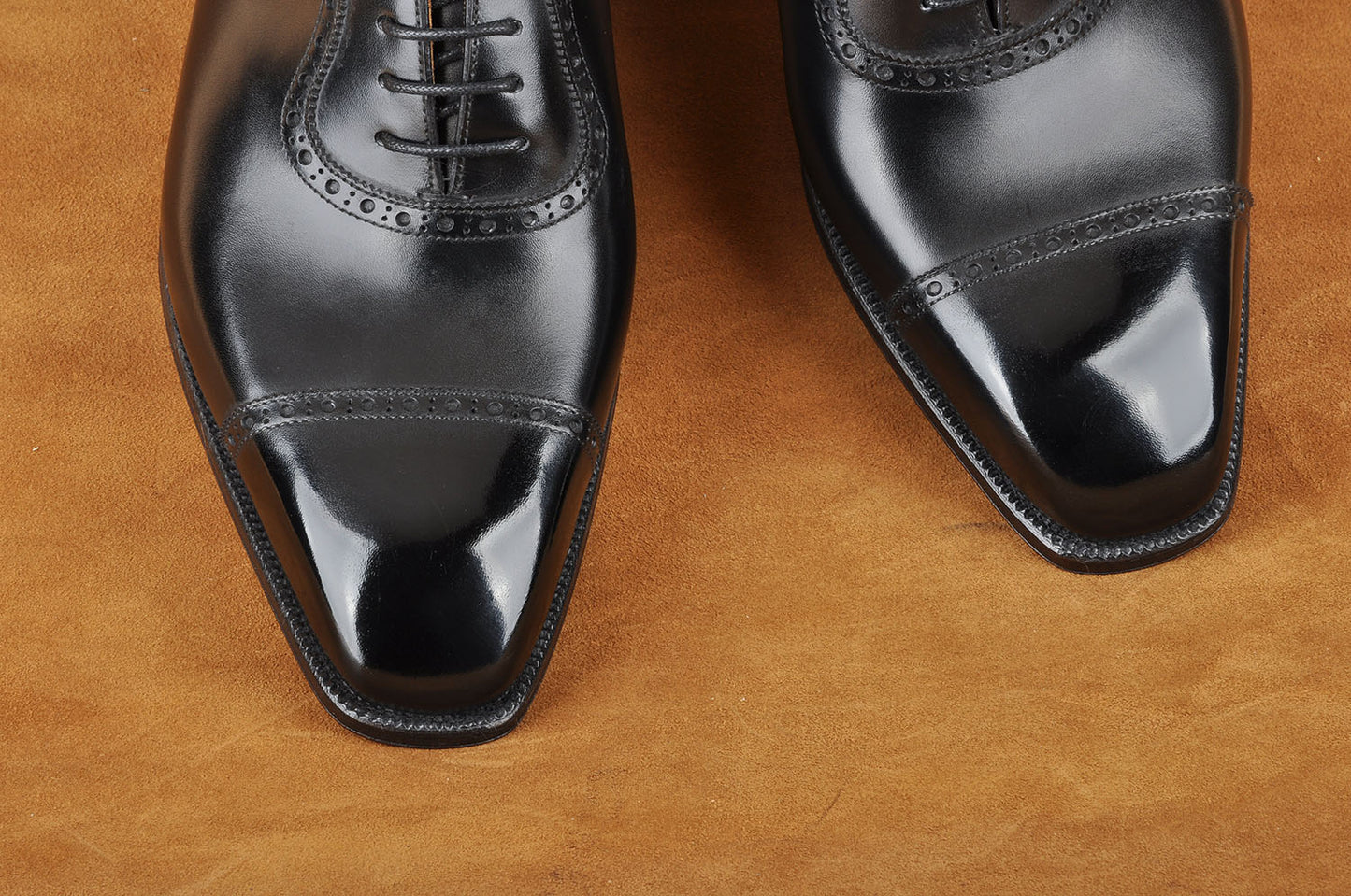 Adelaide Brogue Oxford in Black