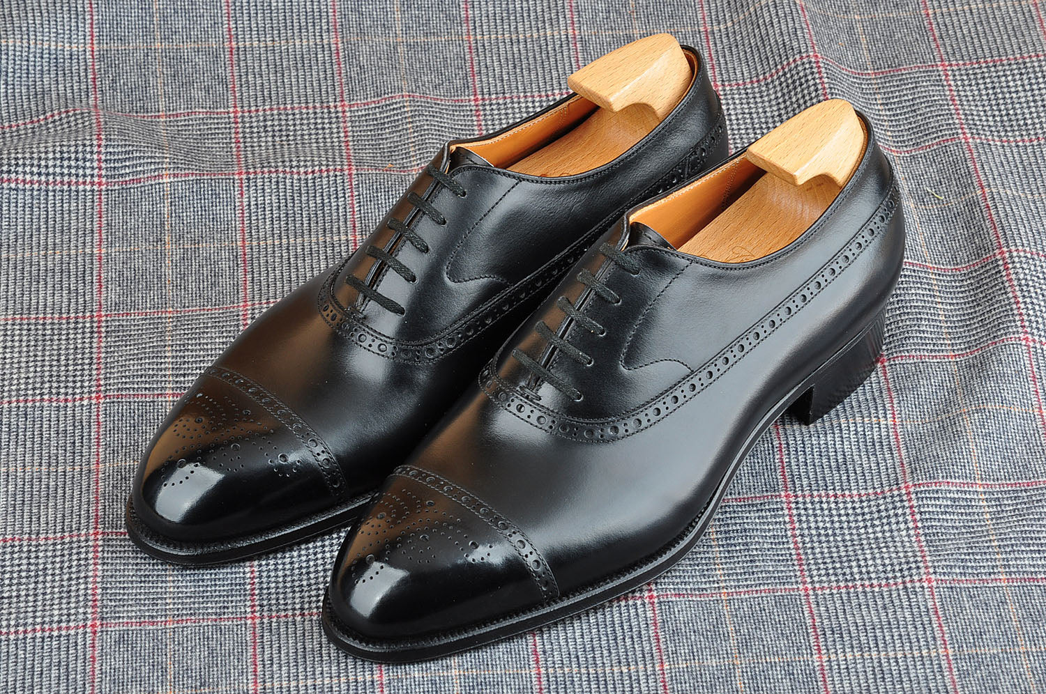 Classic Balmoral Oxford in Black