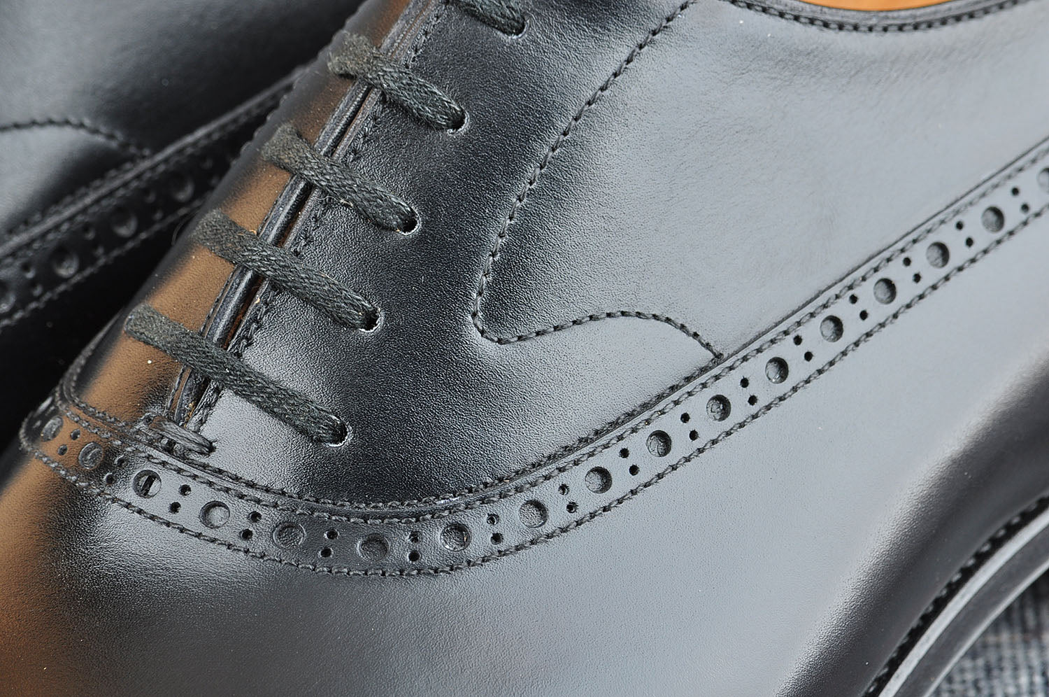 Classic Balmoral Oxford in Black